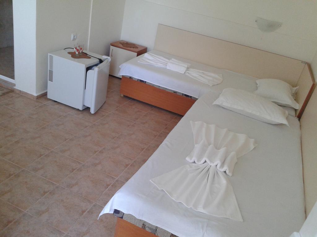Guest House Dimovi Sozopol Extérieur photo